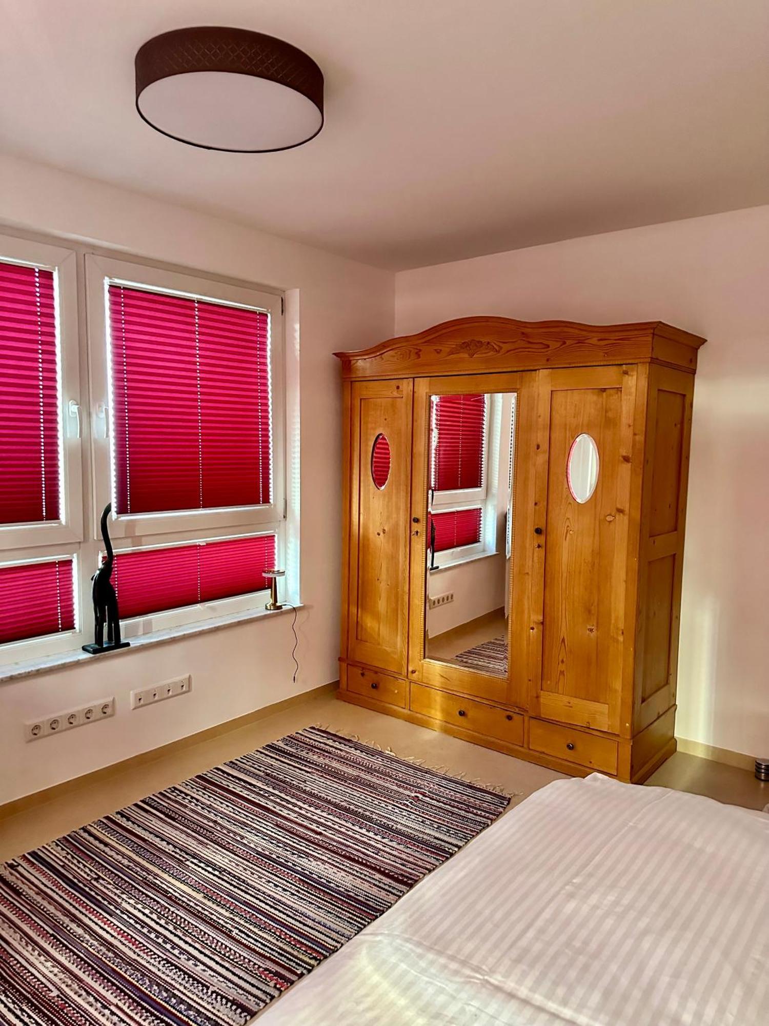 Gaeste-Appartement-Kirsammer Eningen unter Achalm Luaran gambar