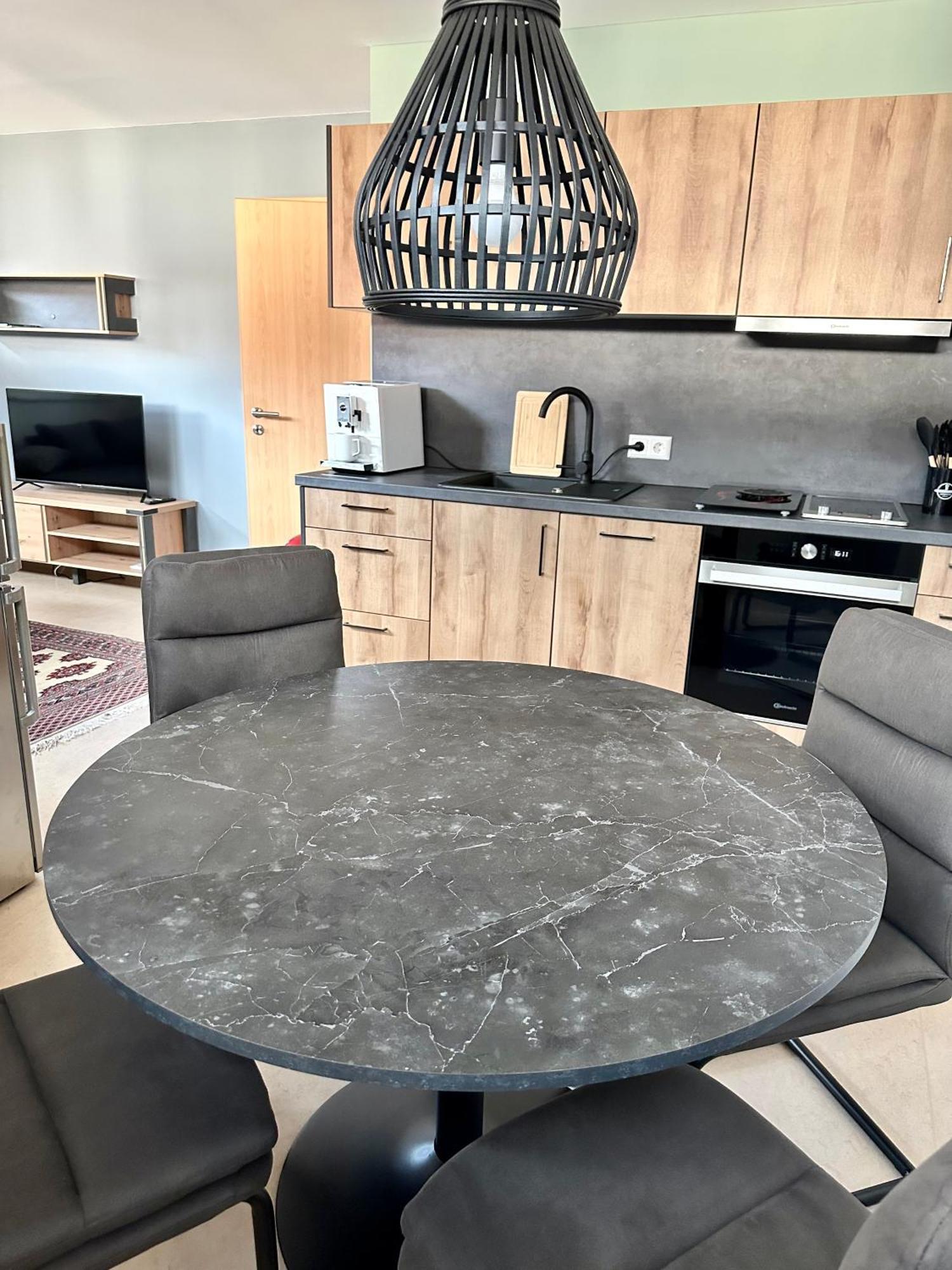 Gaeste-Appartement-Kirsammer Eningen unter Achalm Luaran gambar