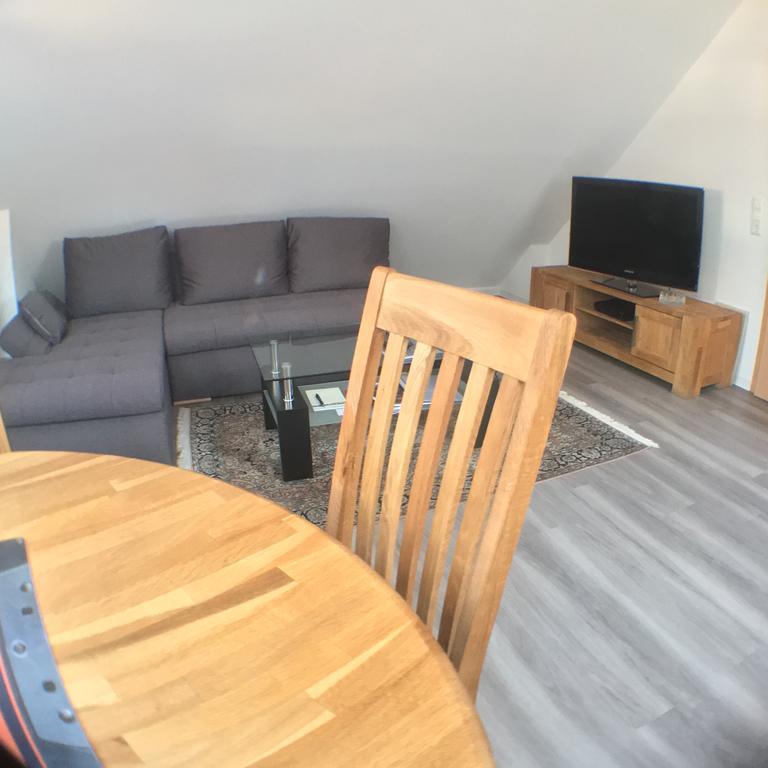 Gaeste-Appartement-Kirsammer Eningen unter Achalm Luaran gambar